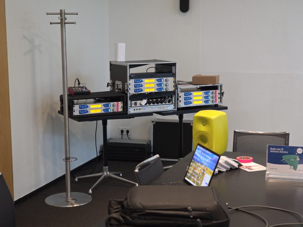 Geräte Aufbau roadshow